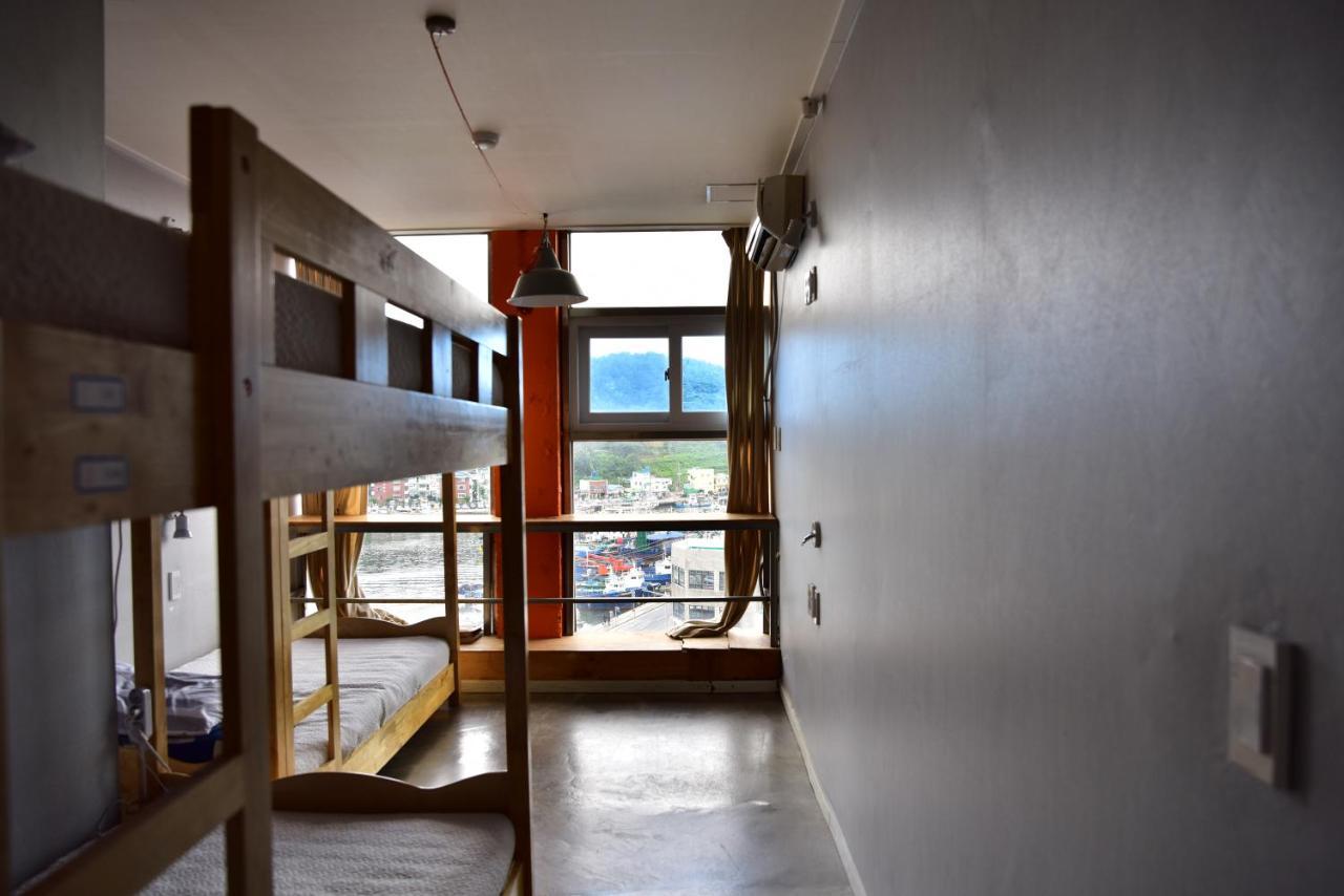Lifeguesthouse Tongyeong Buitenkant foto