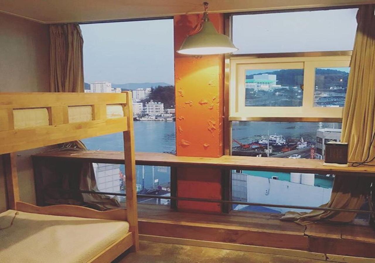 Lifeguesthouse Tongyeong Buitenkant foto