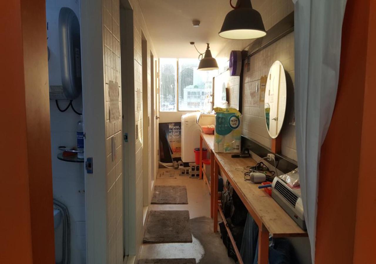Lifeguesthouse Tongyeong Buitenkant foto